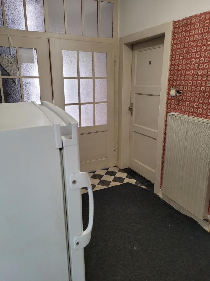 Mehrere Privatzimmer Lang Und Kurzfristig Zu Mieten Saarbrücken Eksteriør billede